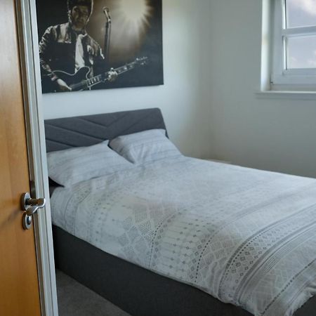 Modern Apartment Ayr Town Centre 普雷斯蒂克 外观 照片