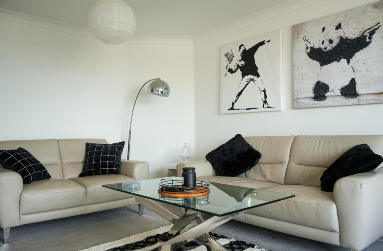 Modern Apartment Ayr Town Centre 普雷斯蒂克 外观 照片