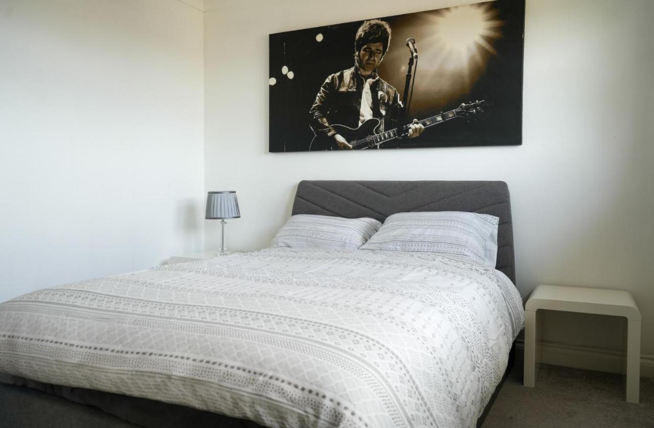 Modern Apartment Ayr Town Centre 普雷斯蒂克 外观 照片